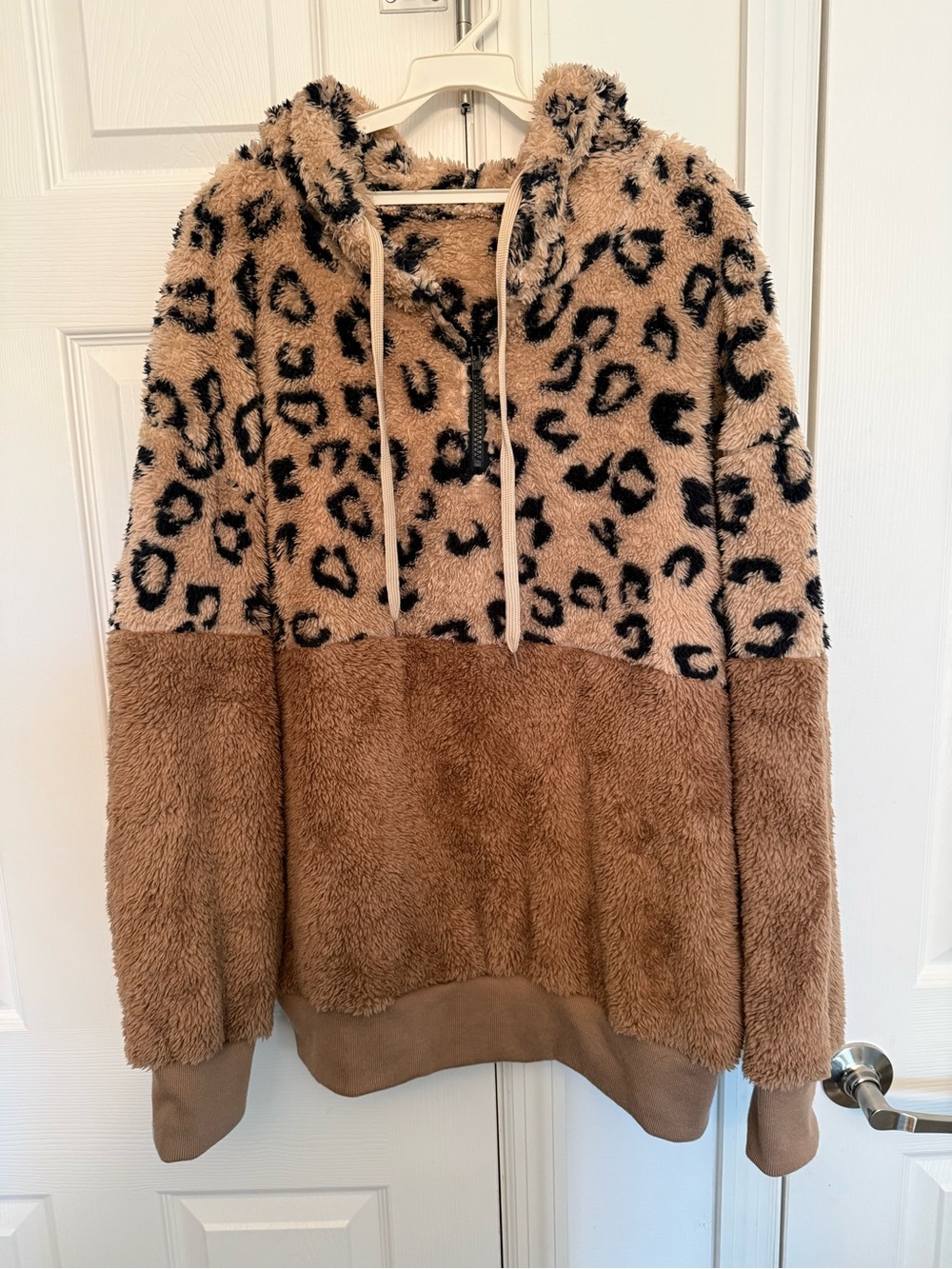 XL Plush Sherpa Hoodie in Camel Brown